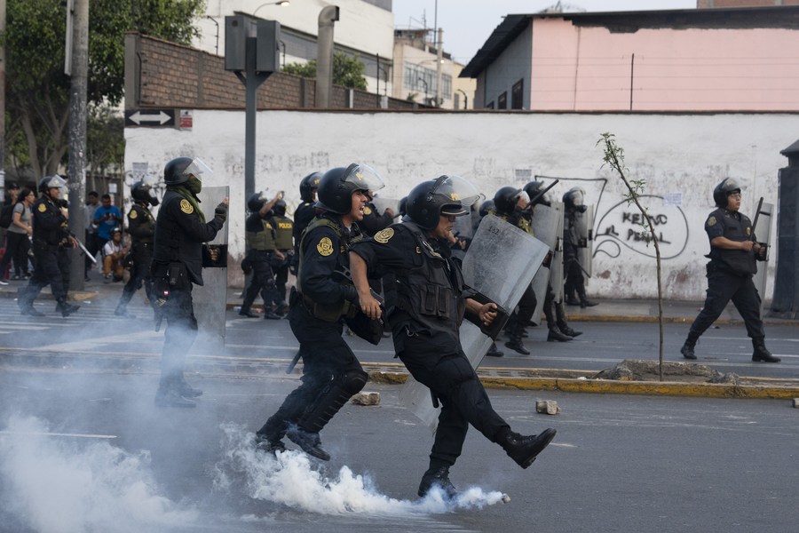 Aumentan A Los Fallecidos Por Enfrentamientos Entre Manifestantes Y